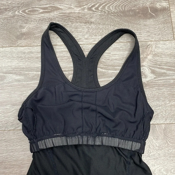 Champion Performance Black Racerback Tank Built In Bra Back Keyhole Opening S - Picture 12 of 13